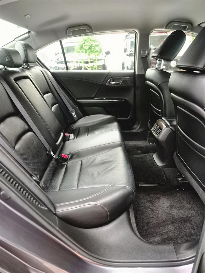 2013 Honda Accord thumbnail