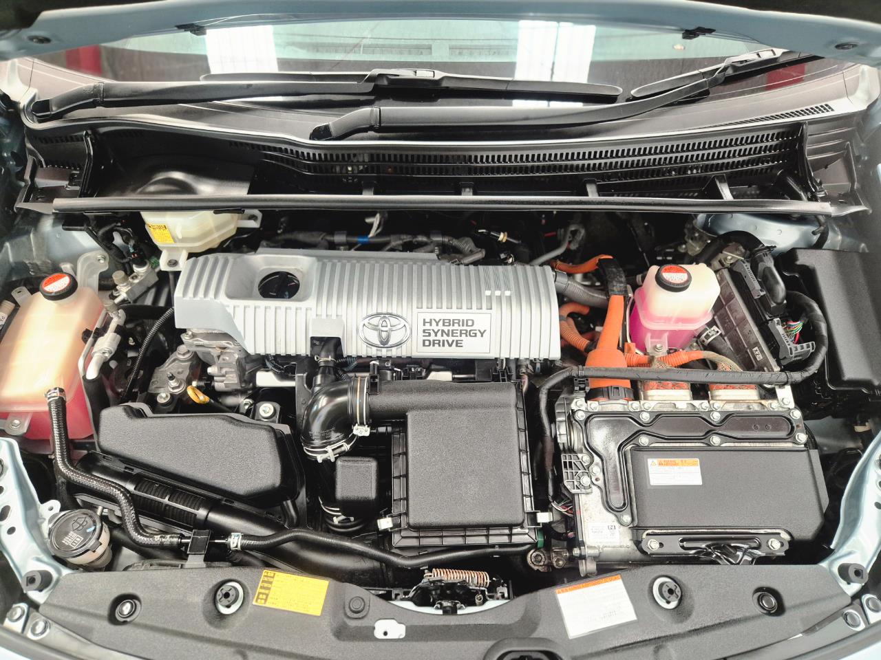 2015 Toyota Prius thumbnail