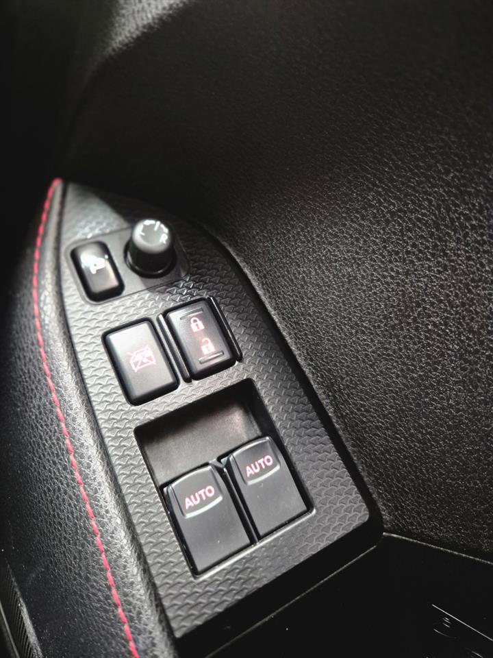 2012 Toyota 86 thumbnail