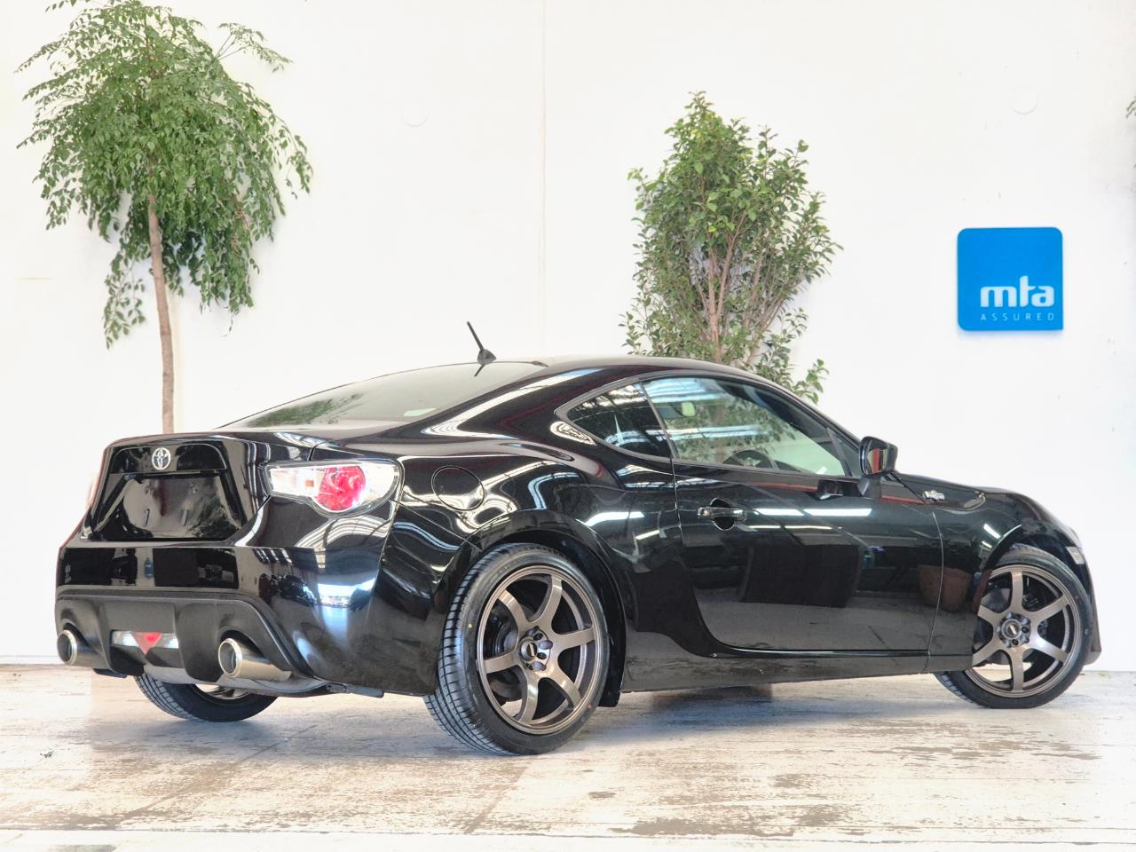 2012 Toyota 86 thumbnail