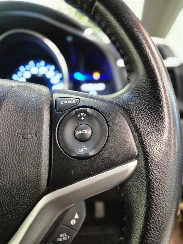 2013 Honda FIT thumbnail