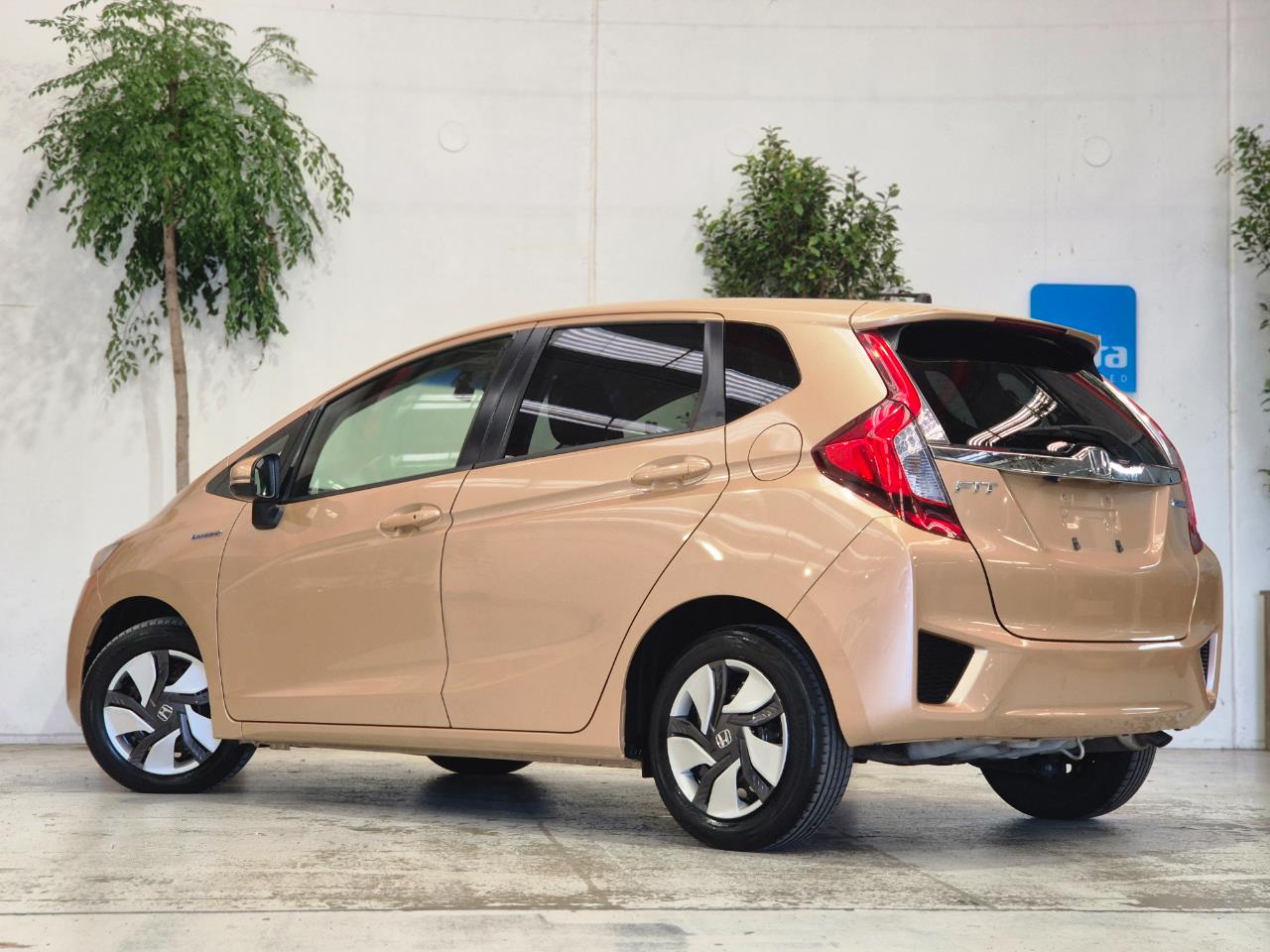 2013 Honda FIT thumbnail