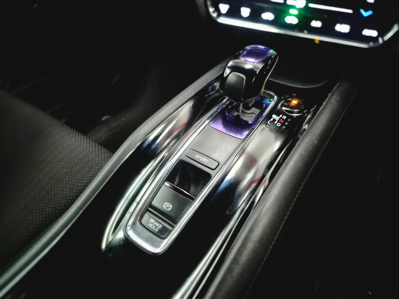 2014 Honda Vezel thumbnail