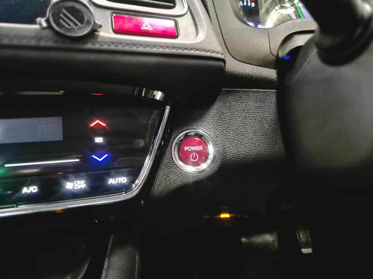 2014 Honda Vezel thumbnail