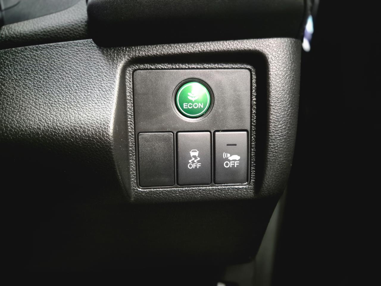2014 Honda Vezel thumbnail