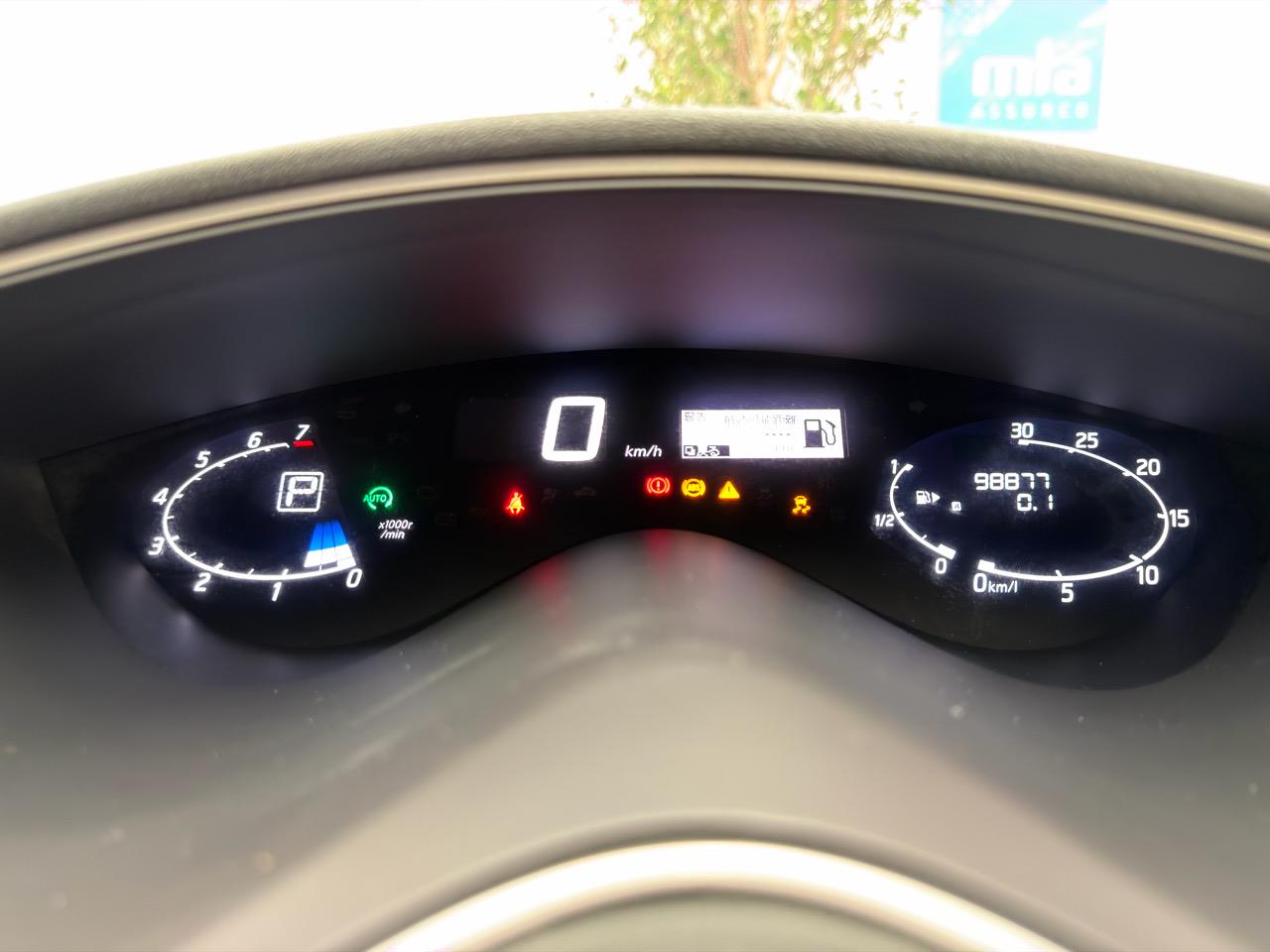 2013 Nissan Serena thumbnail
