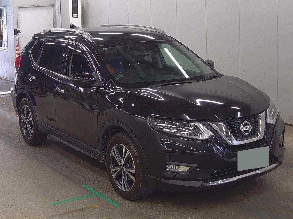 2017 Nissan X-Trail thumbnail