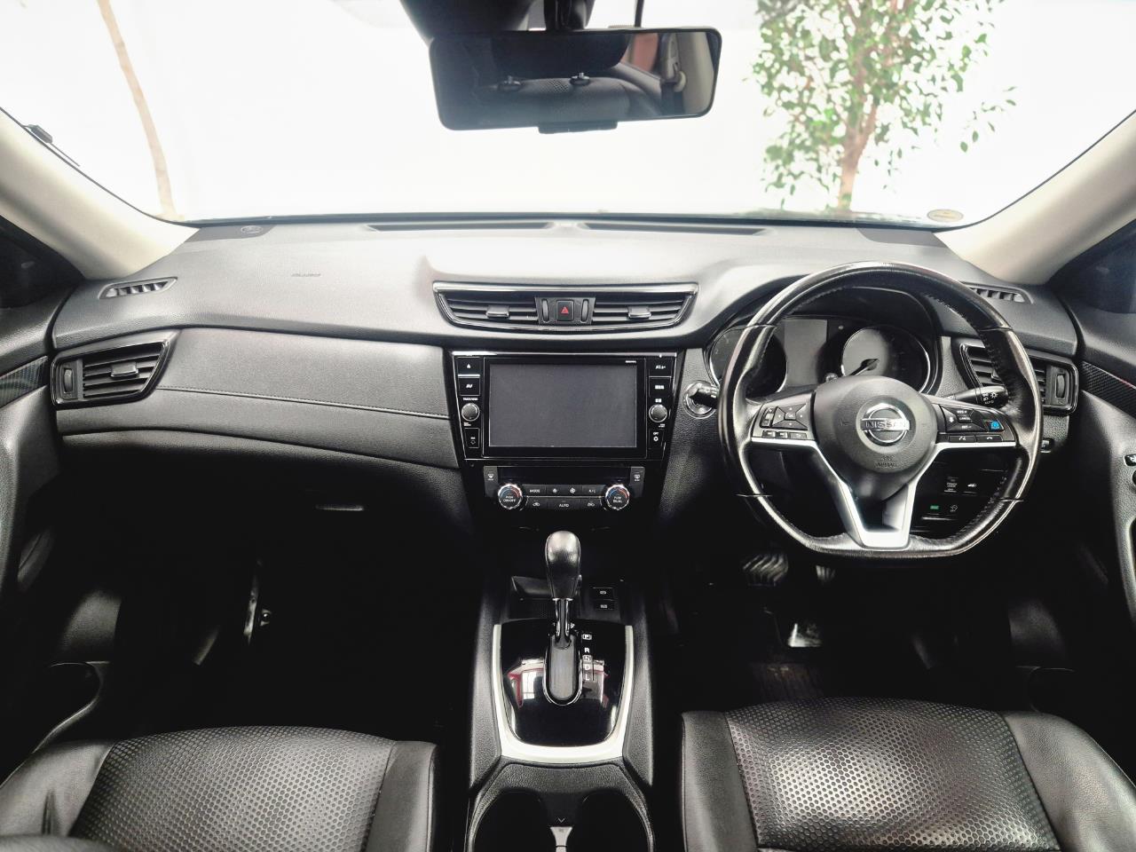 2017 Nissan X-Trail thumbnail