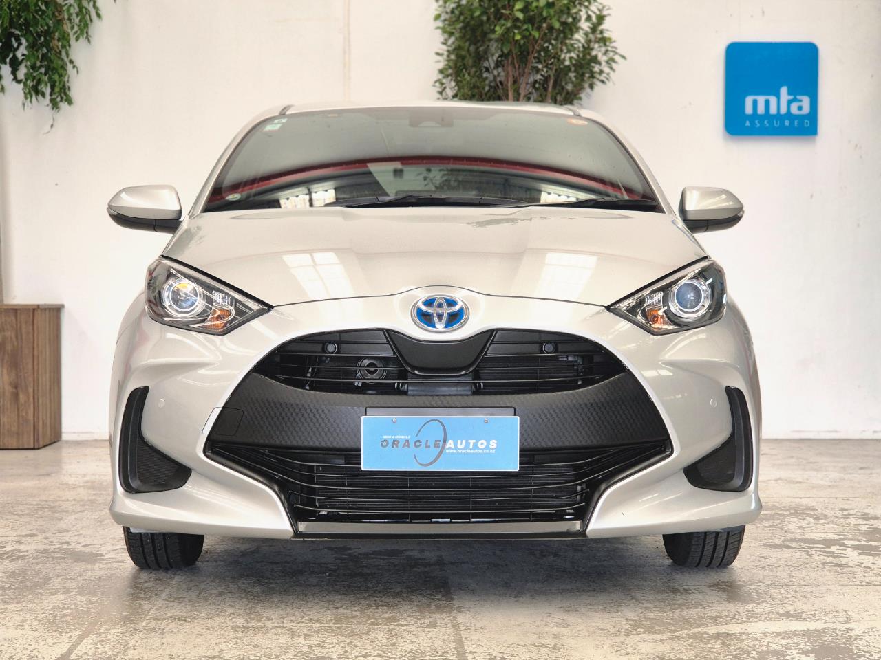 2021 Toyota Yaris thumbnail