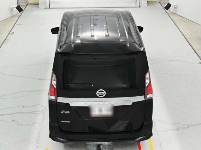 2019 Nissan Serena thumbnail