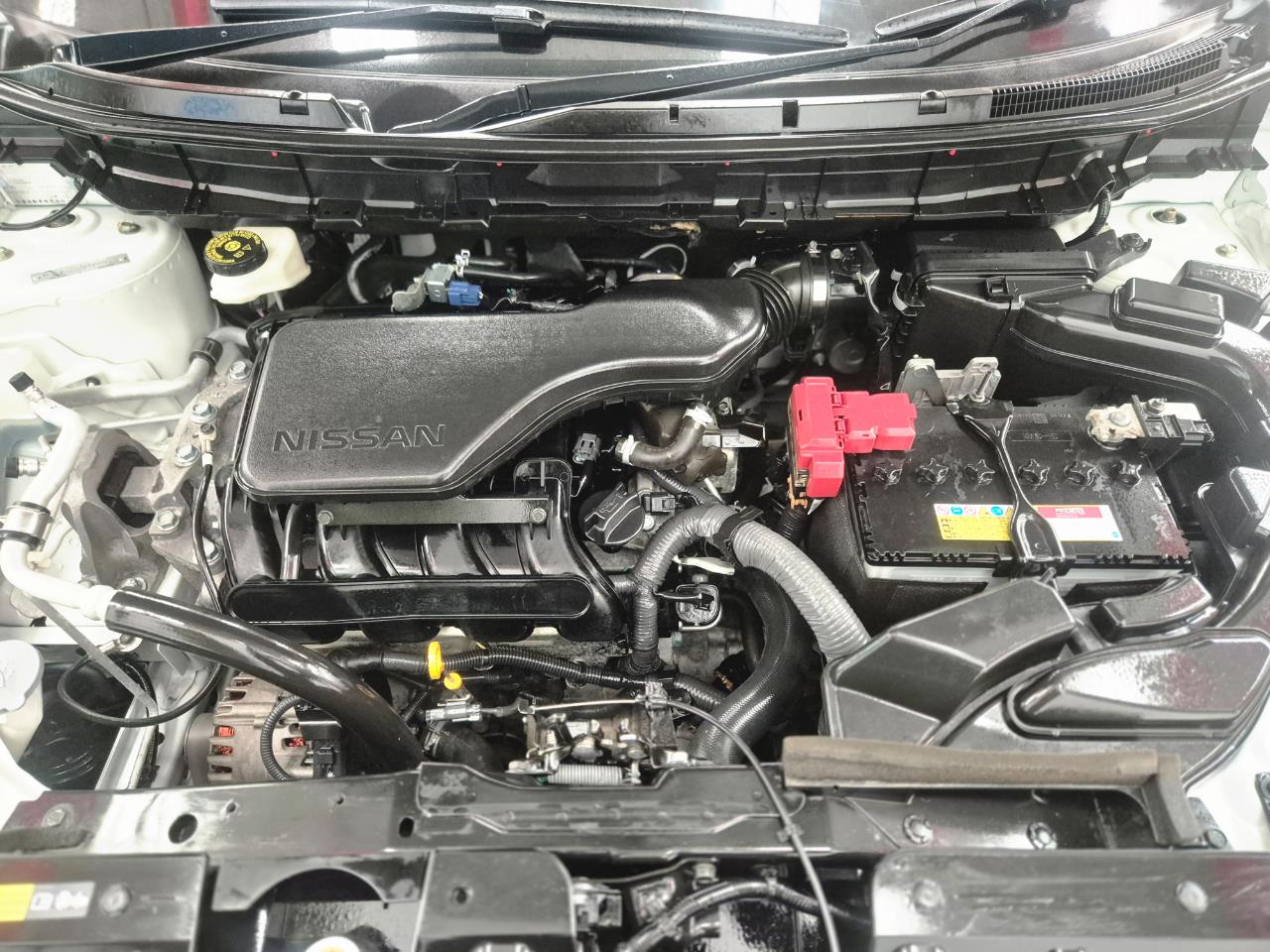 2015 Nissan X-Trail thumbnail