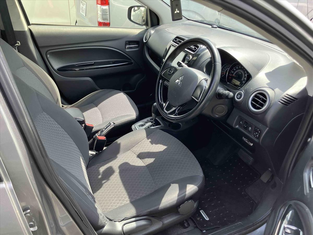 2016 Mitsubishi MIRAGE thumbnail