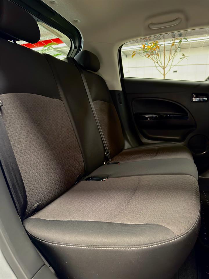 2016 Mitsubishi MIRAGE thumbnail
