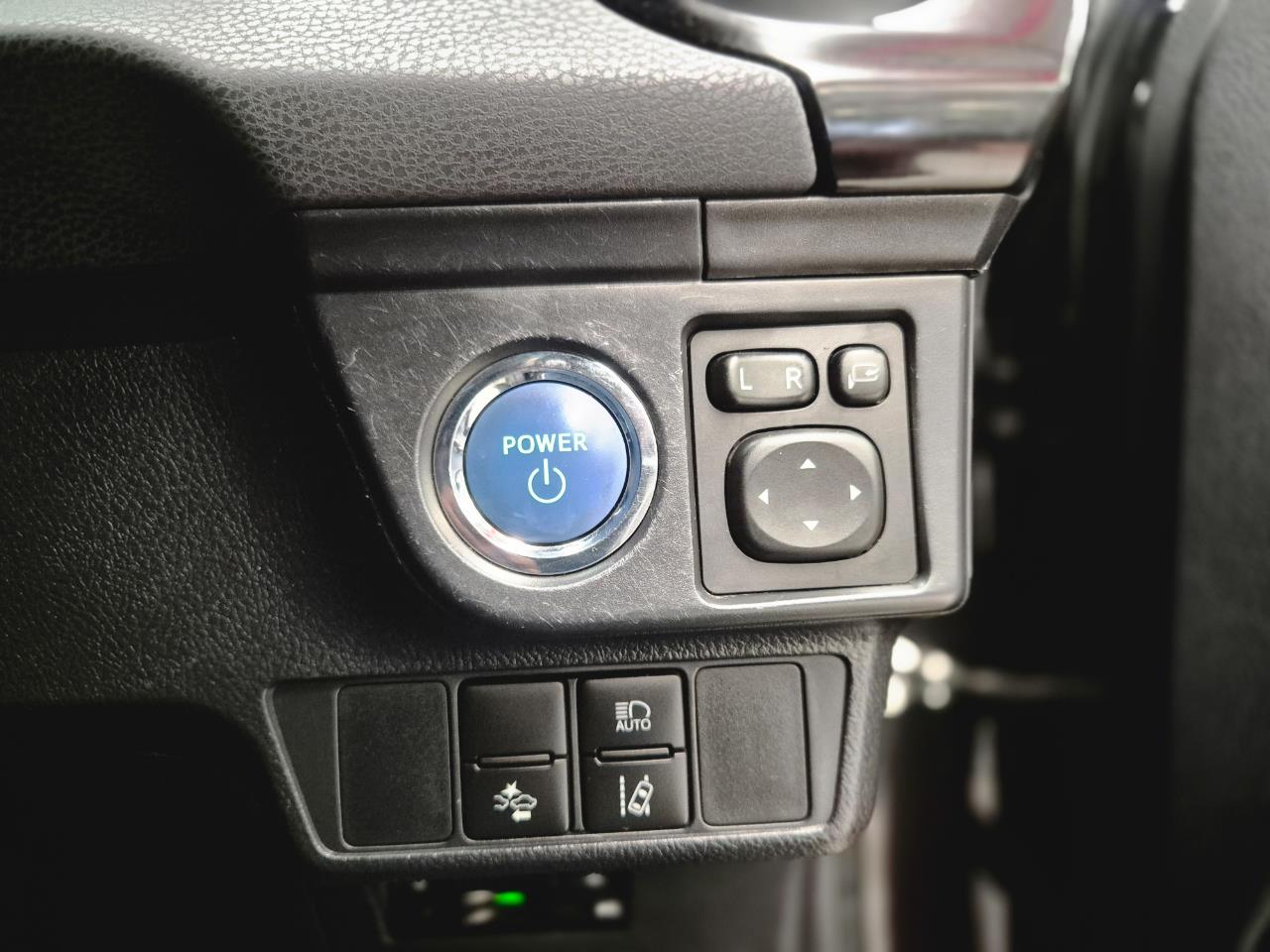 2015 Toyota COROLLA thumbnail