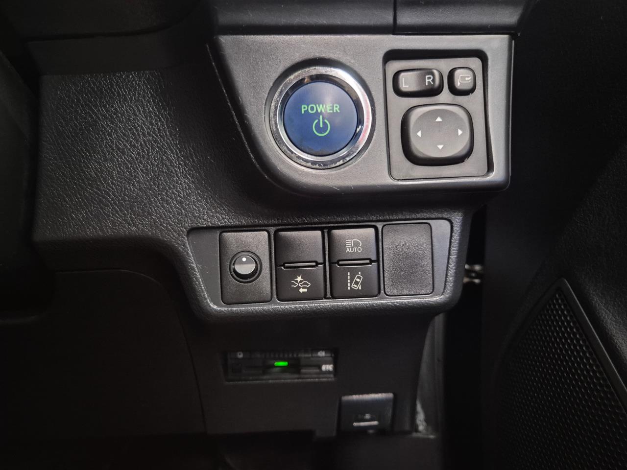 2015 Toyota COROLLA thumbnail
