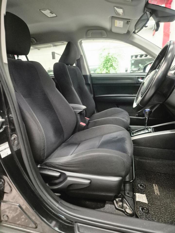 2015 Toyota COROLLA thumbnail