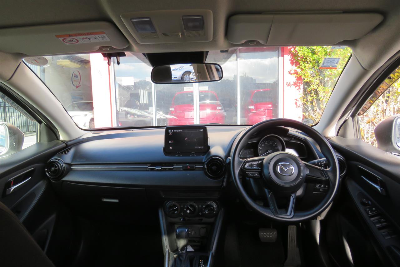 2020 Mazda 2 thumbnail