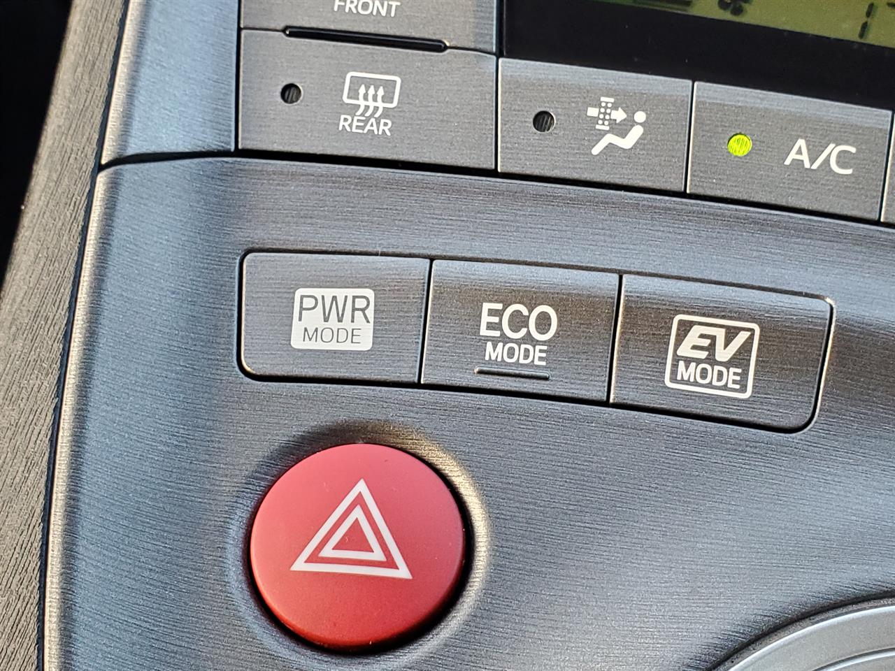2013 Toyota Prius thumbnail