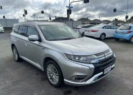 2020 Mitsubishi OUTLANDER