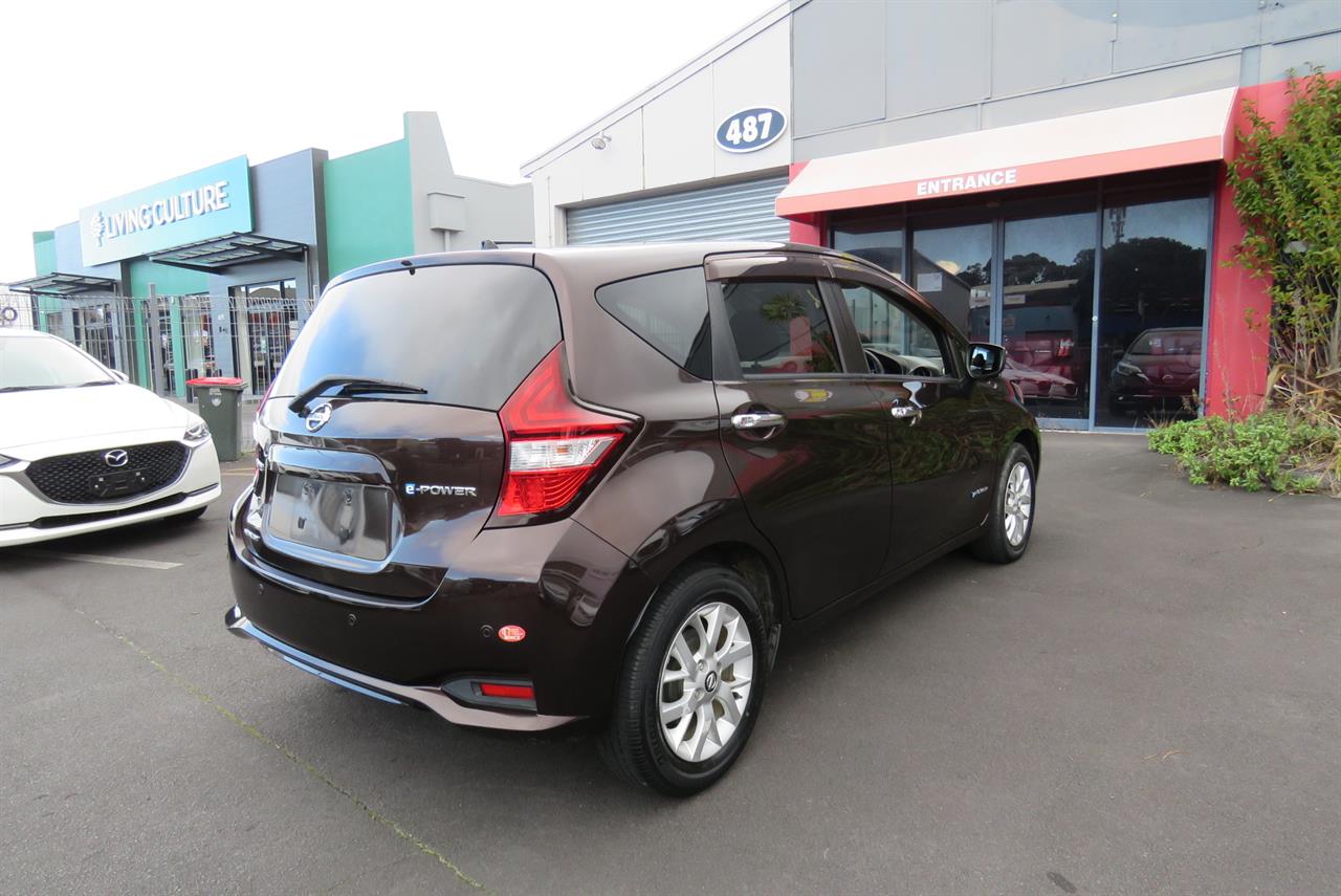 2019 Nissan Note thumbnail