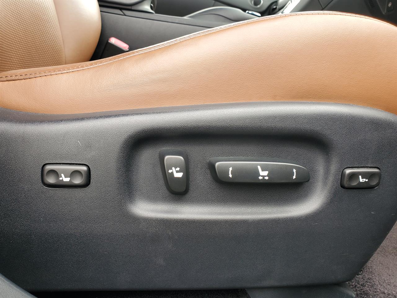 2013 Lexus RX thumbnail