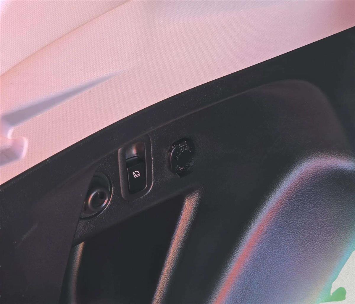 2018 Subaru Forester thumbnail