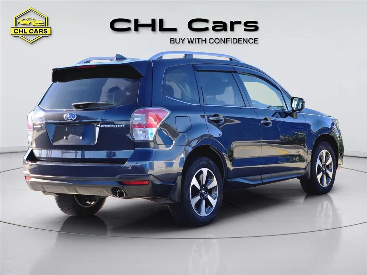 2018 Subaru Forester thumbnail