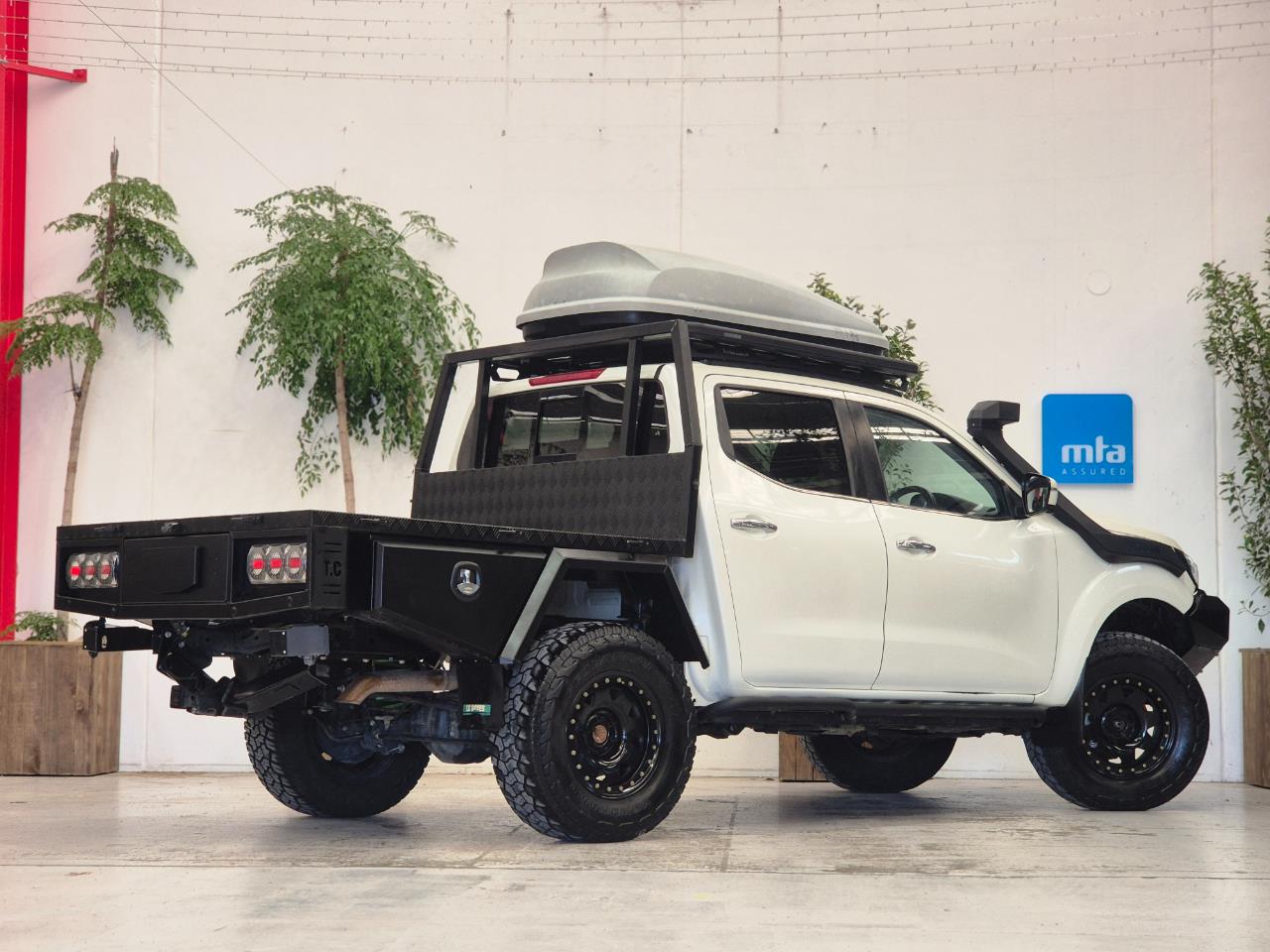 2021 Nissan Navara thumbnail