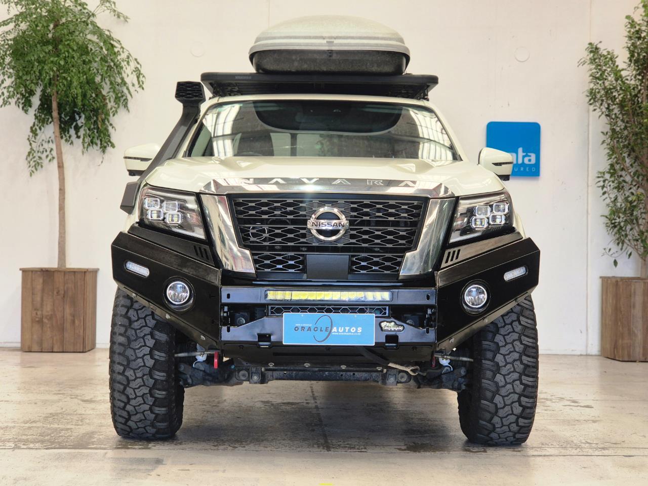 2021 Nissan Navara thumbnail