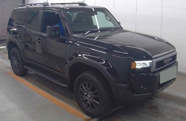 2026 Toyota Land Cruiser Prado thumbnail