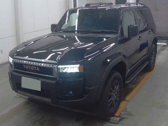 2026 Toyota Land Cruiser Prado thumbnail