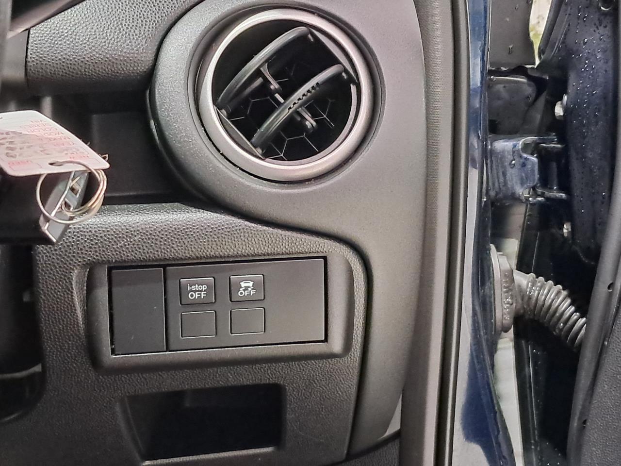 2014 Mazda Demio thumbnail