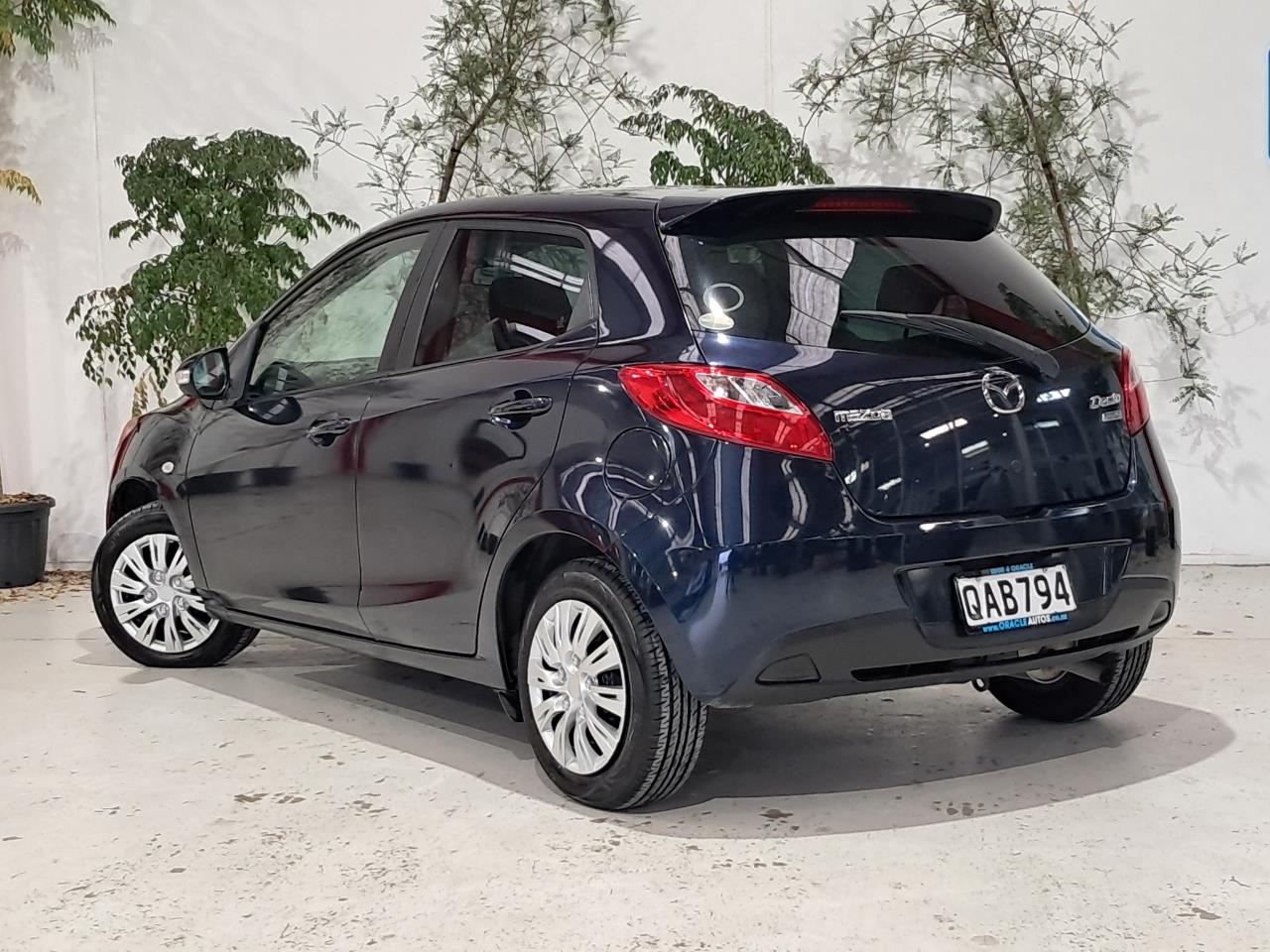 2014 Mazda Demio thumbnail