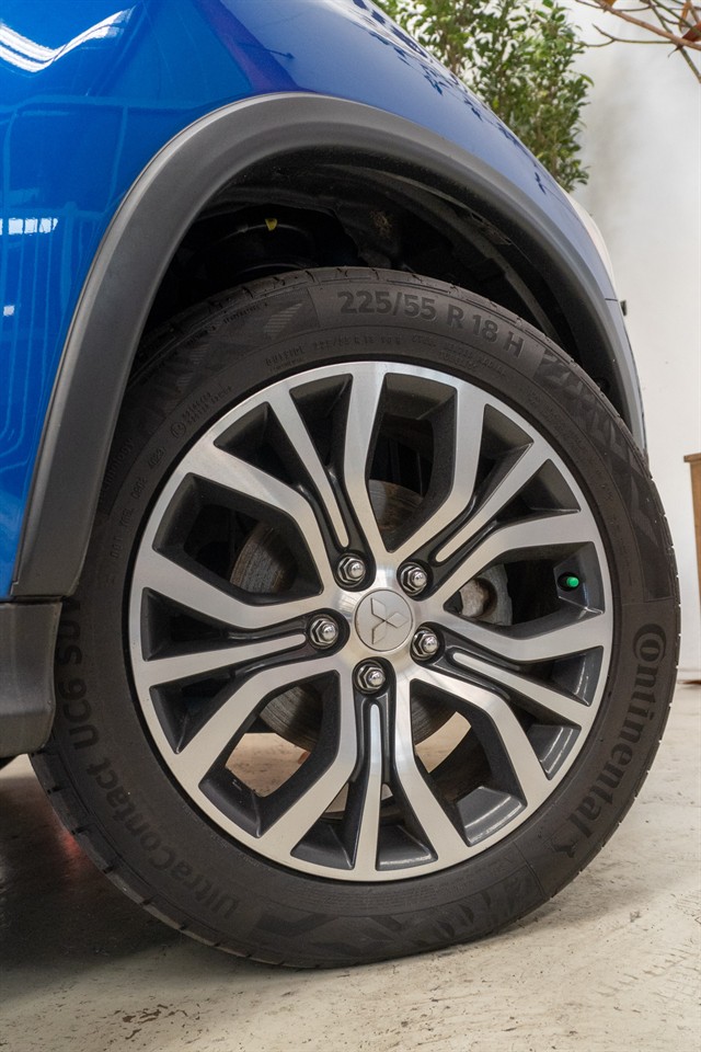 2016 Mitsubishi Asx thumbnail