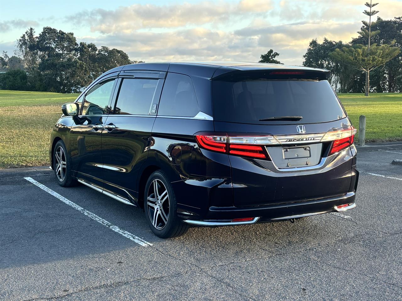 2015 Honda Odyssey thumbnail