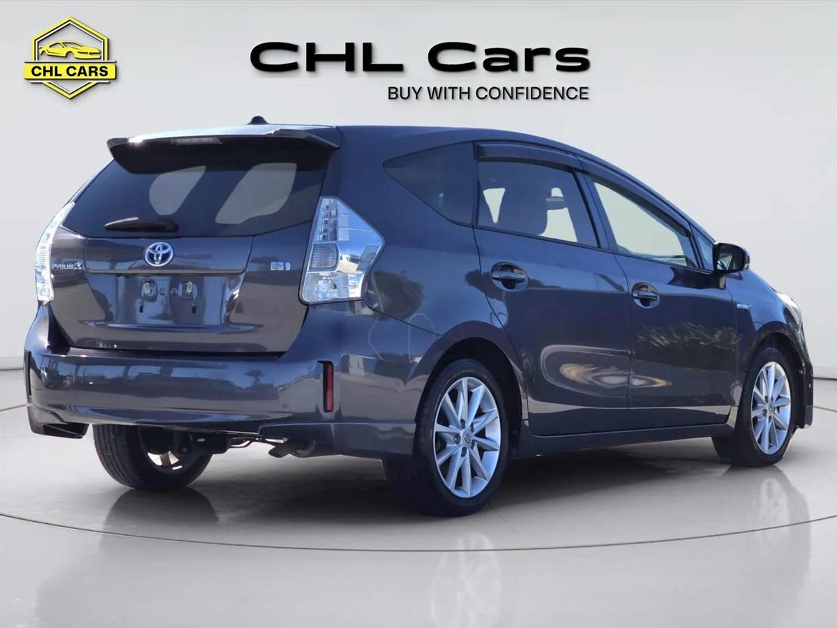 2014 Toyota Prius thumbnail