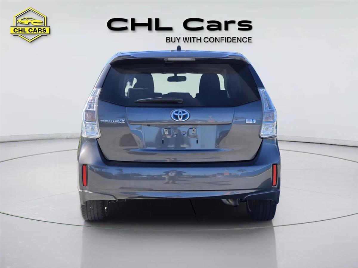 2014 Toyota Prius thumbnail