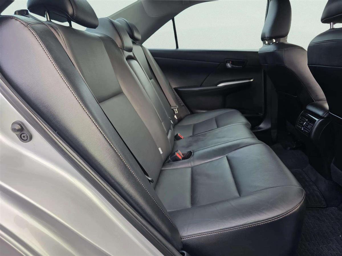 2014 Toyota Camry thumbnail
