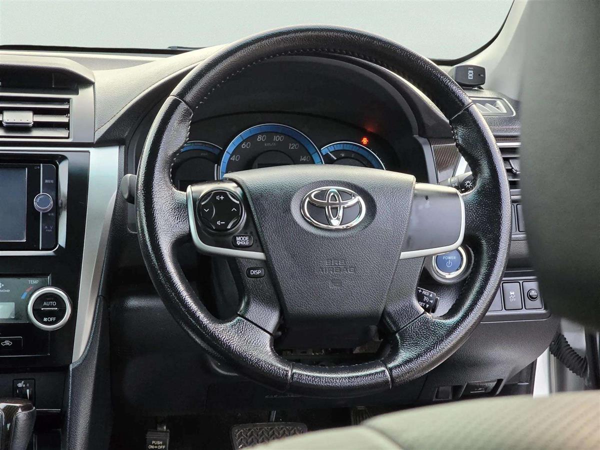 2014 Toyota Camry thumbnail