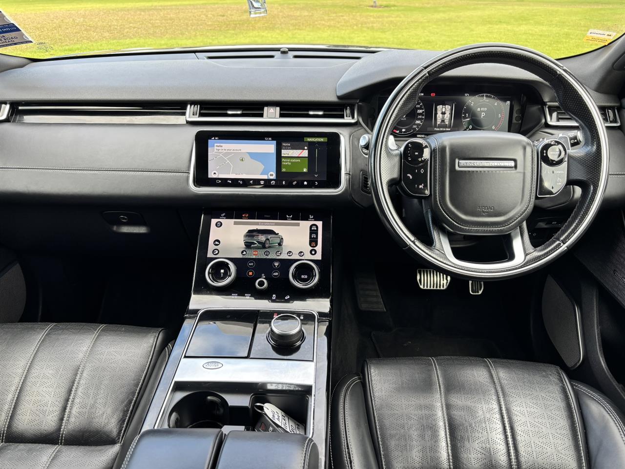 2017 Land Rover Range thumbnail