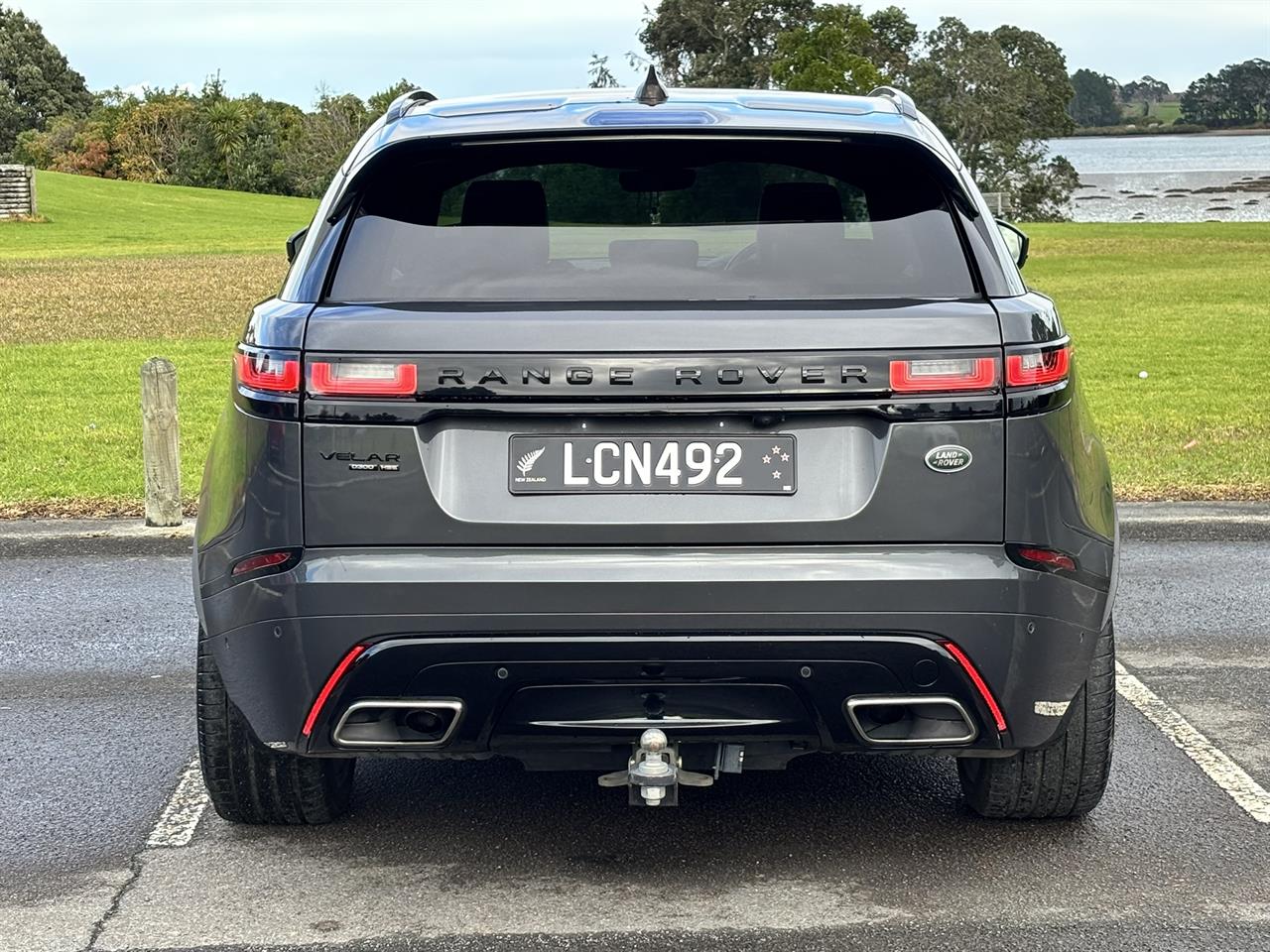 2017 Land Rover Range thumbnail
