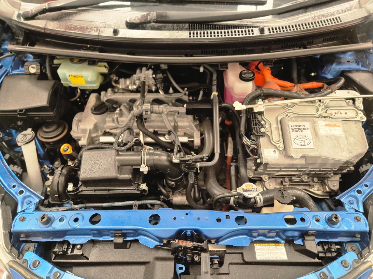 2015 Toyota Aqua thumbnail