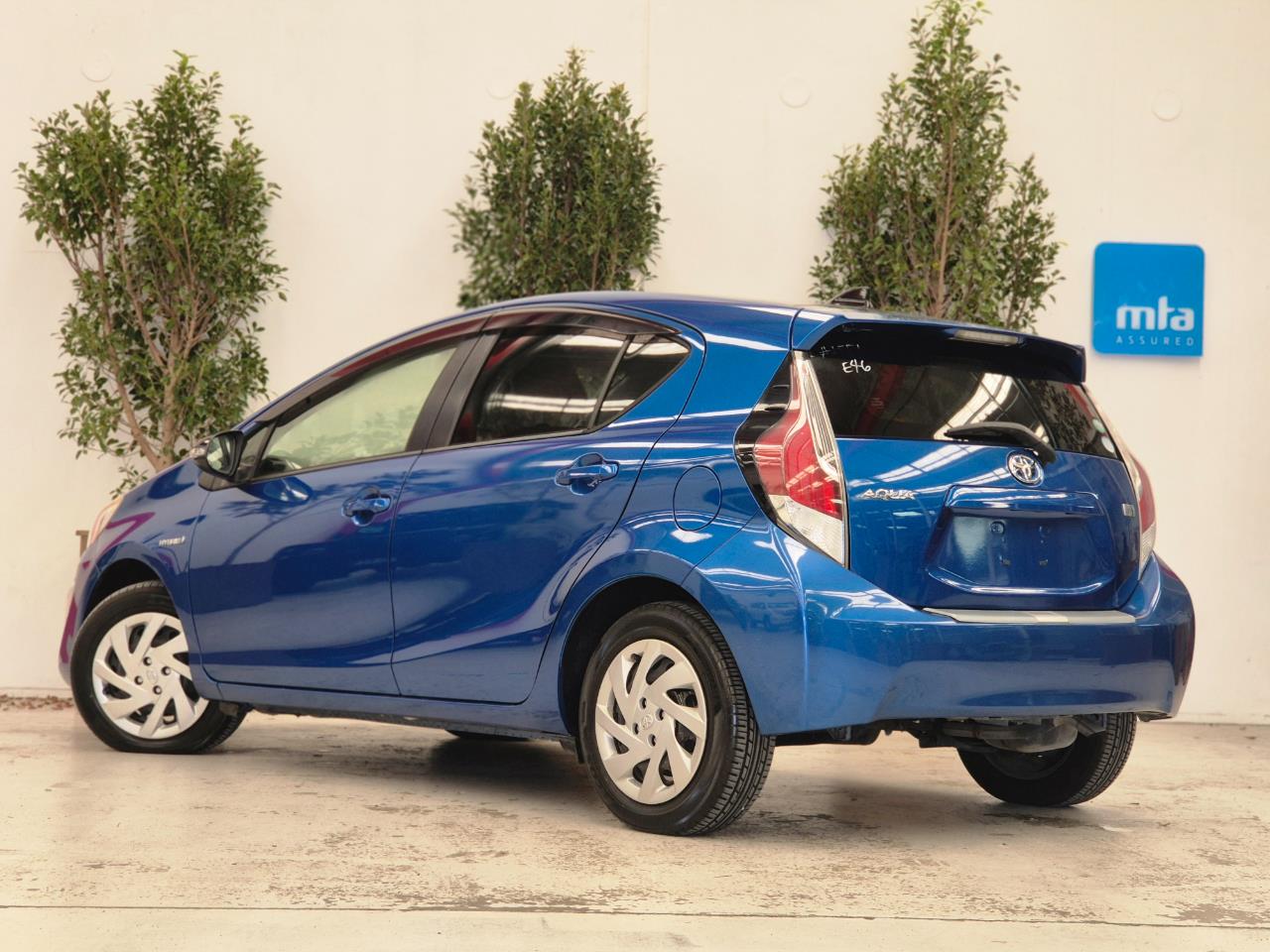 2015 Toyota Aqua thumbnail