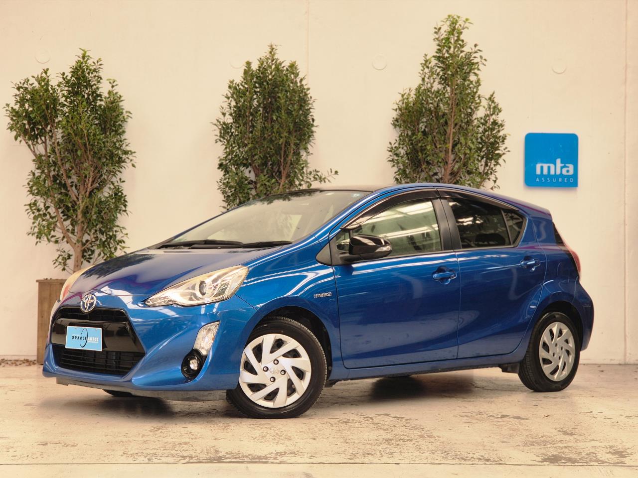 2015 Toyota Aqua thumbnail