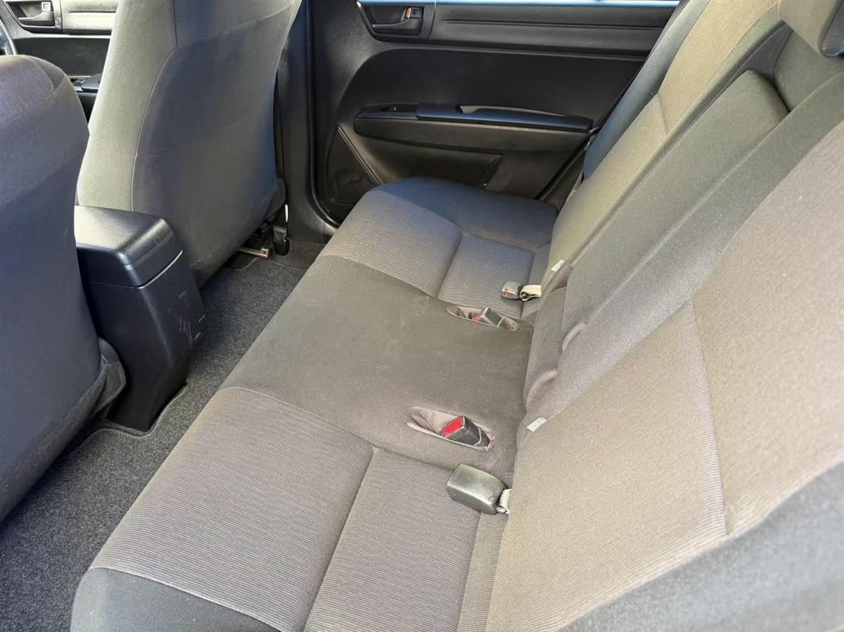2016 Toyota Corolla thumbnail