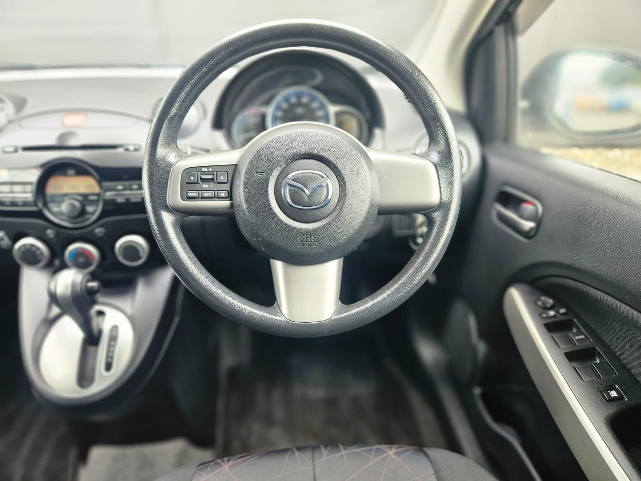 2012 Mazda Demio thumbnail