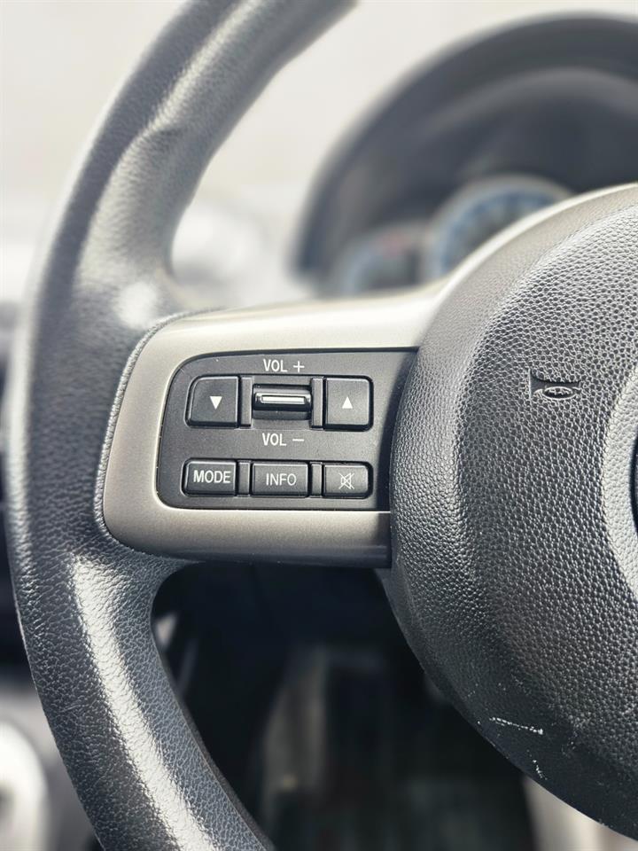 2012 Mazda Demio thumbnail