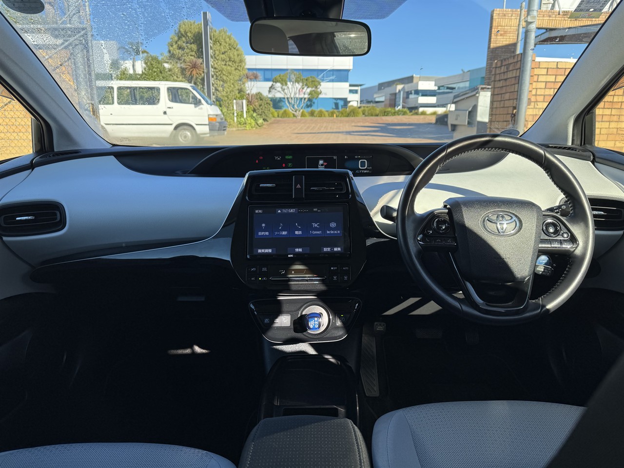 2019 Toyota Prius thumbnail