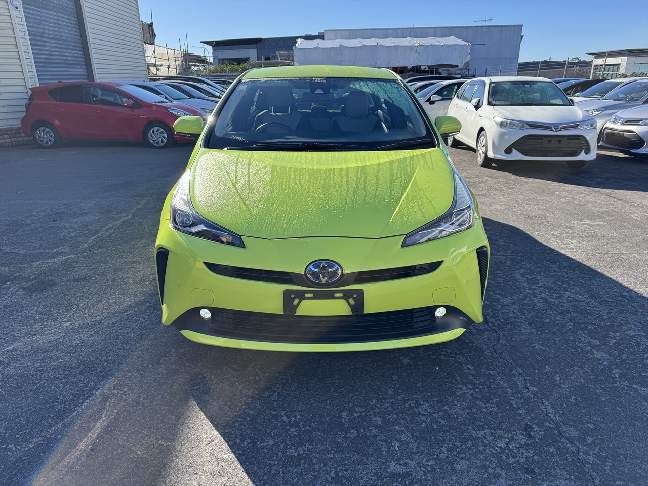 2019 Toyota Prius thumbnail