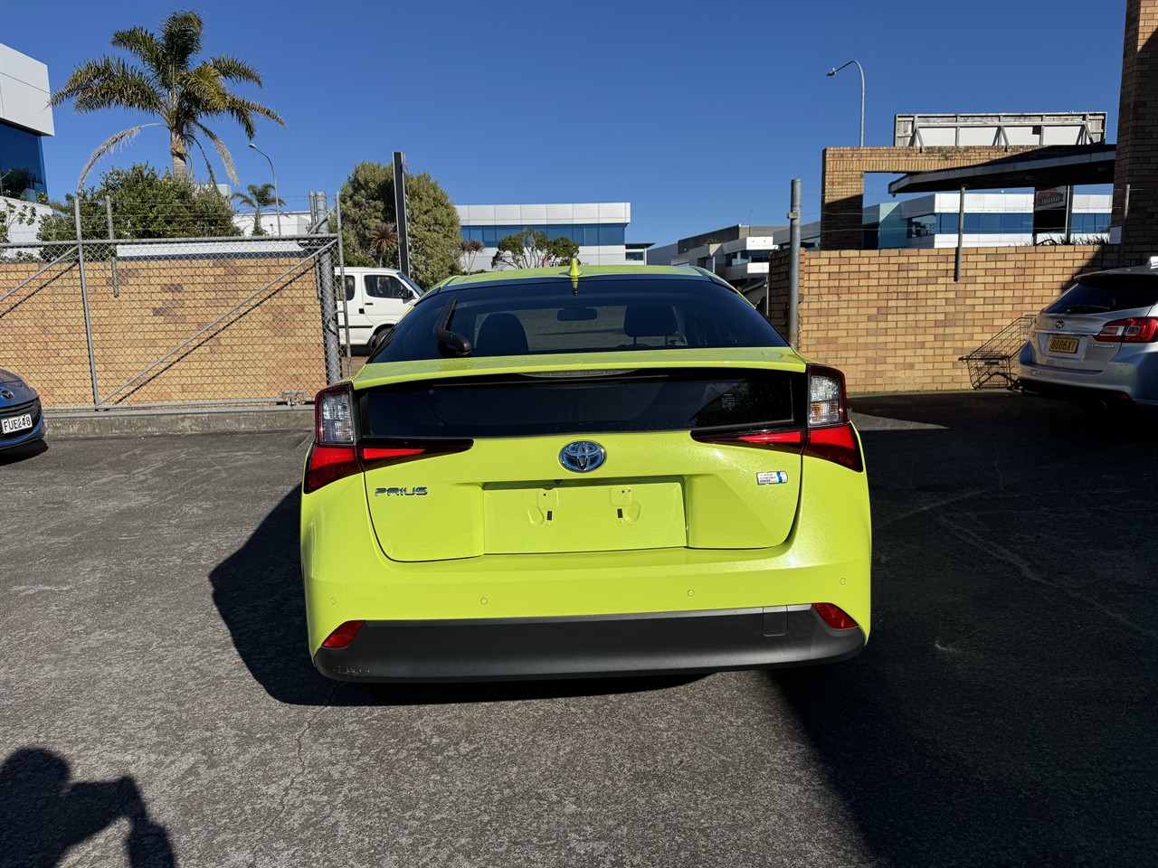 2019 Toyota Prius thumbnail